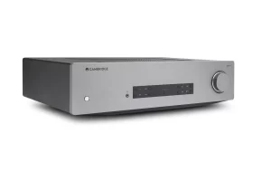 Cambridge_Audio_CXA81_3-4
